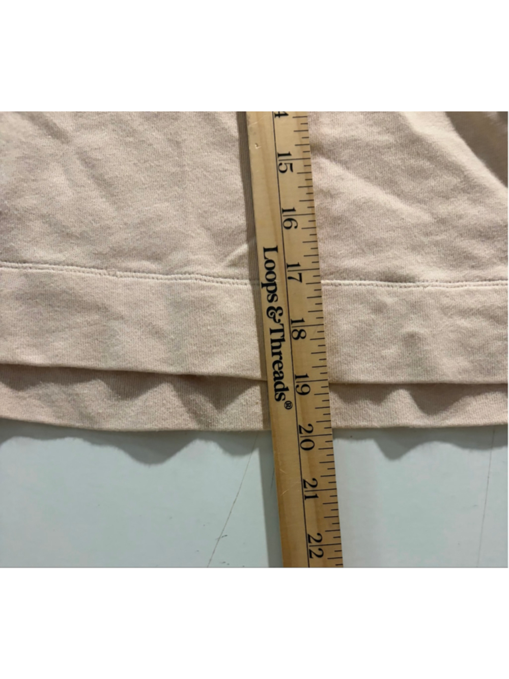 Women's Vuori Hoodie Sweatshirt Size M cream colored
319 - Picture 5 of 8